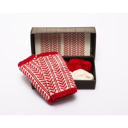 Fingerless gloves DIY Knitting Kit "Knit like a Latvian” – Springtime 7