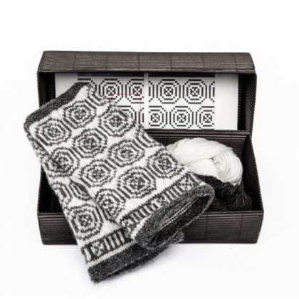 Fingerless gloves DIY Knitting Kit "Knit like a Latvian” – Twilight 1